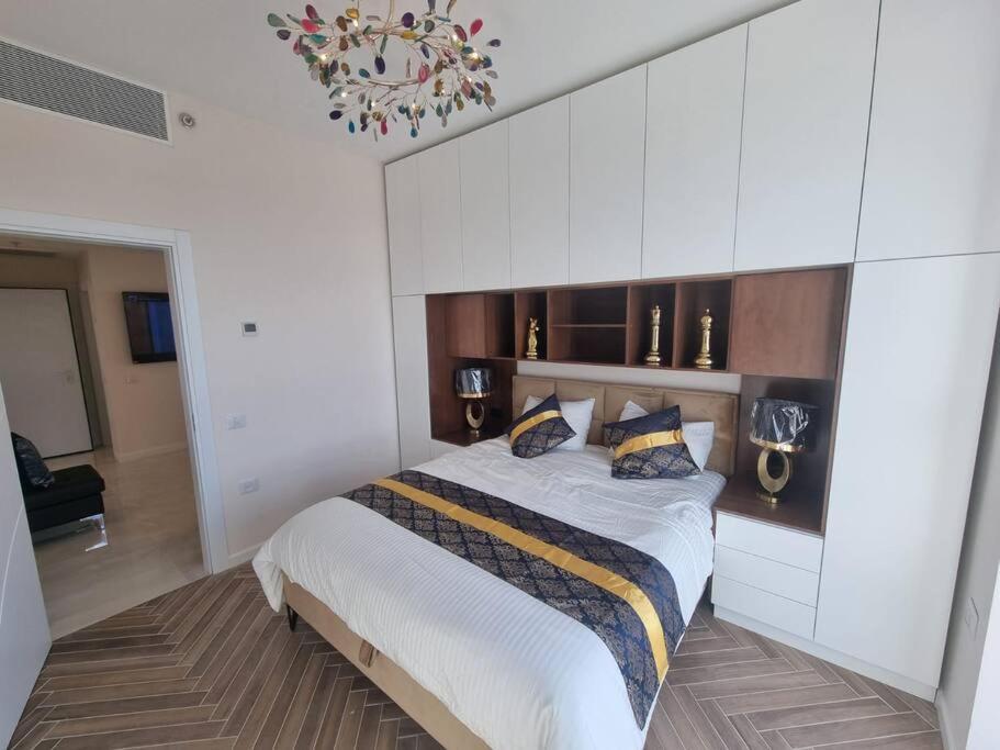 Jtower Royal Suites - The Penthouse - Alefimmoed Jeruzalem Buitenkant foto